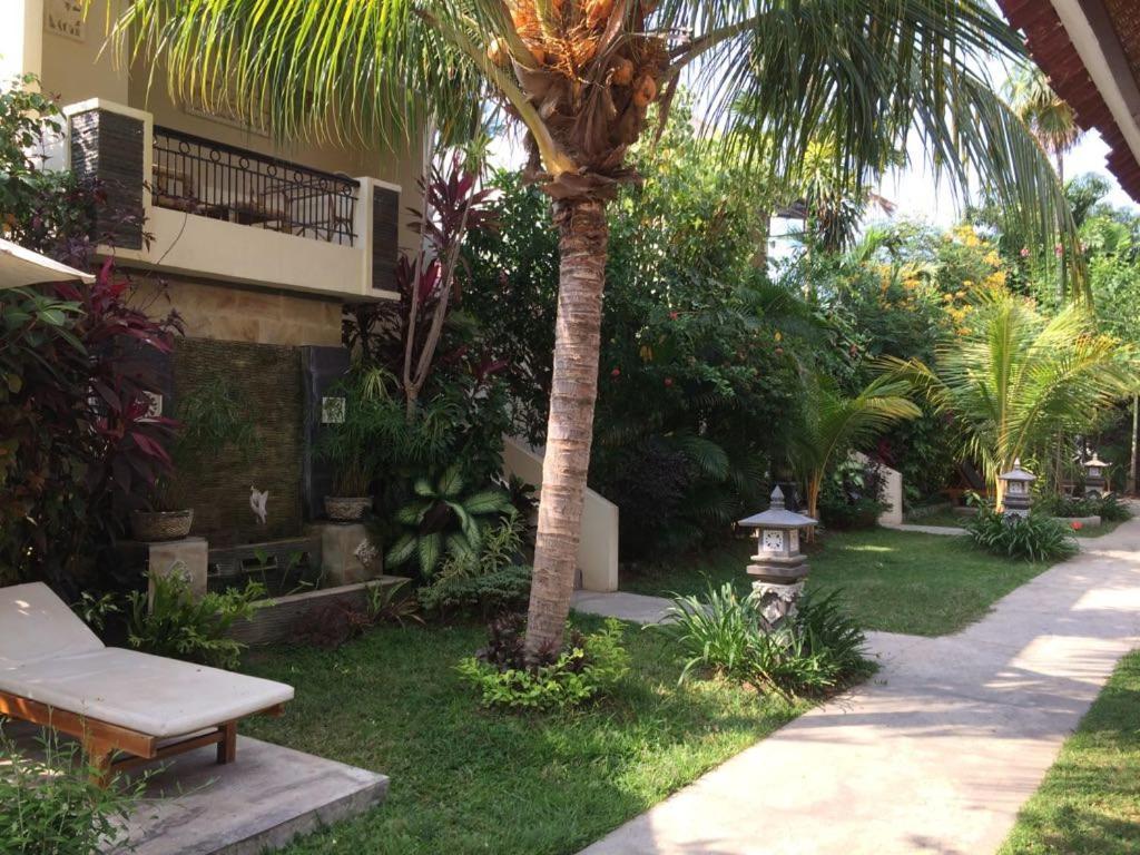 Astina Hotel Lovina Beach Extérieur photo