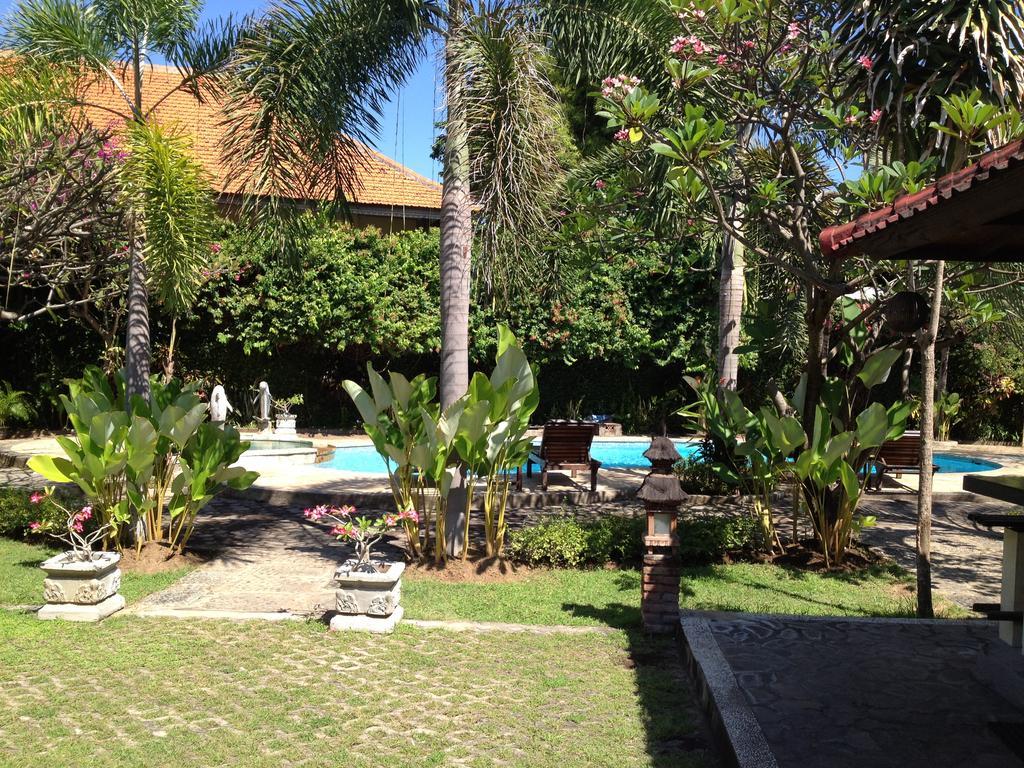 Astina Hotel Lovina Beach Extérieur photo