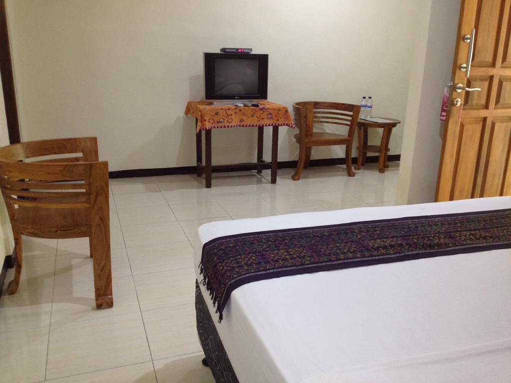 Astina Hotel Lovina Beach Extérieur photo