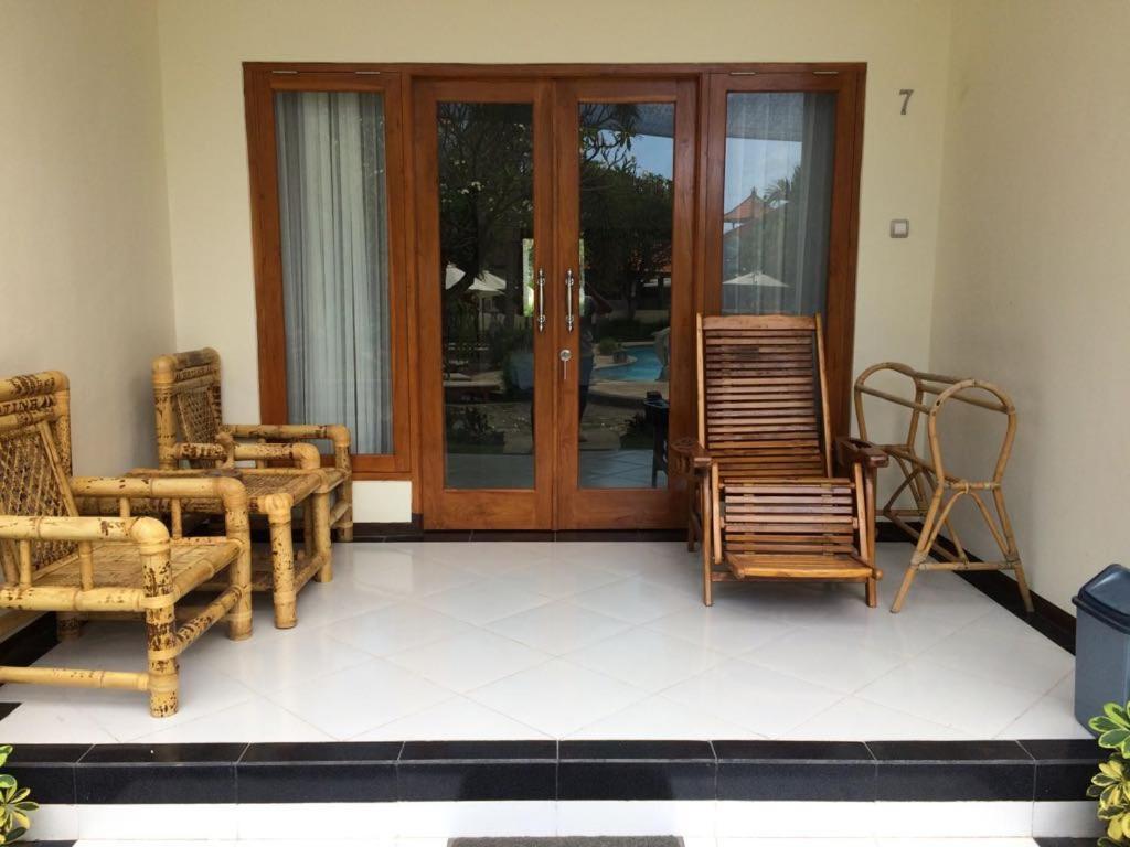 Astina Hotel Lovina Beach Extérieur photo